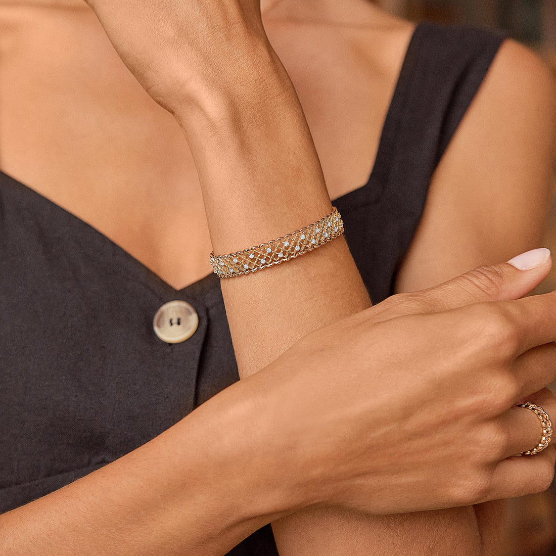 Scallop Weave Diamond Bracelet