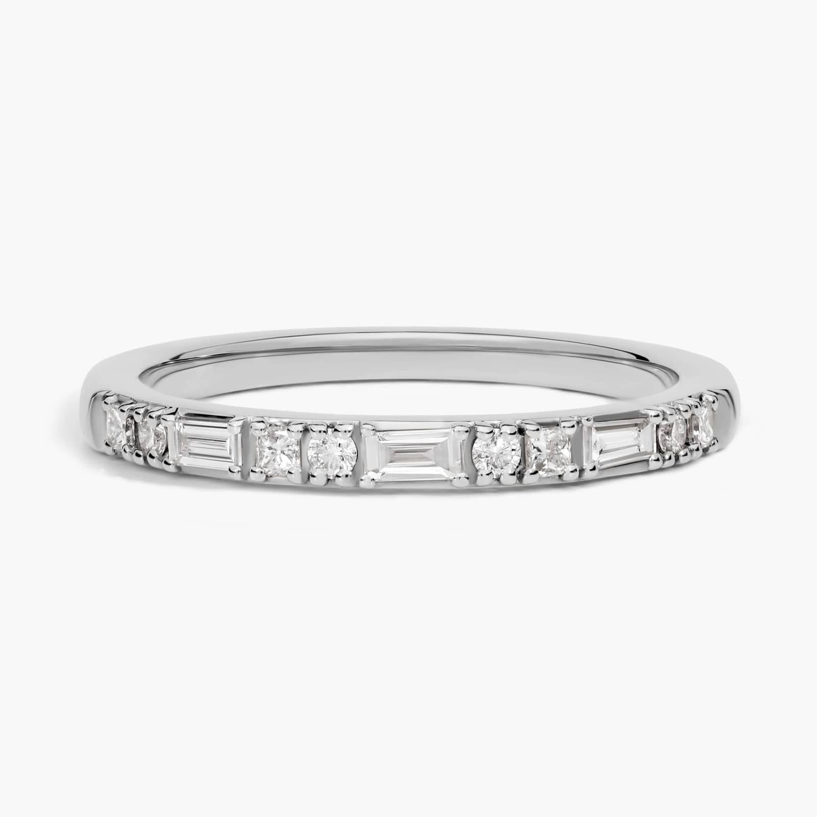 Dot Dash Diamond Ring in Yellow Gold / Rose Gold / White Gold