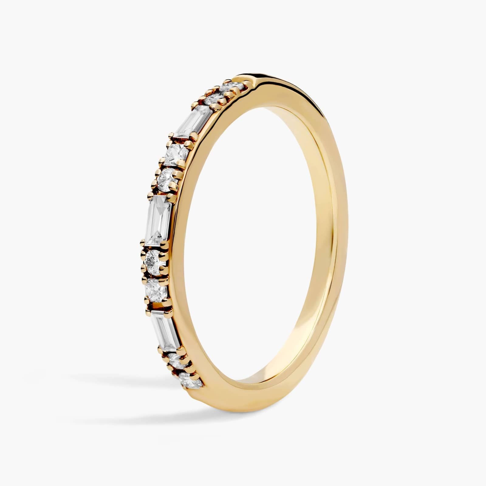 Dot Dash Diamond Ring in Yellow Gold / Rose Gold / White Gold