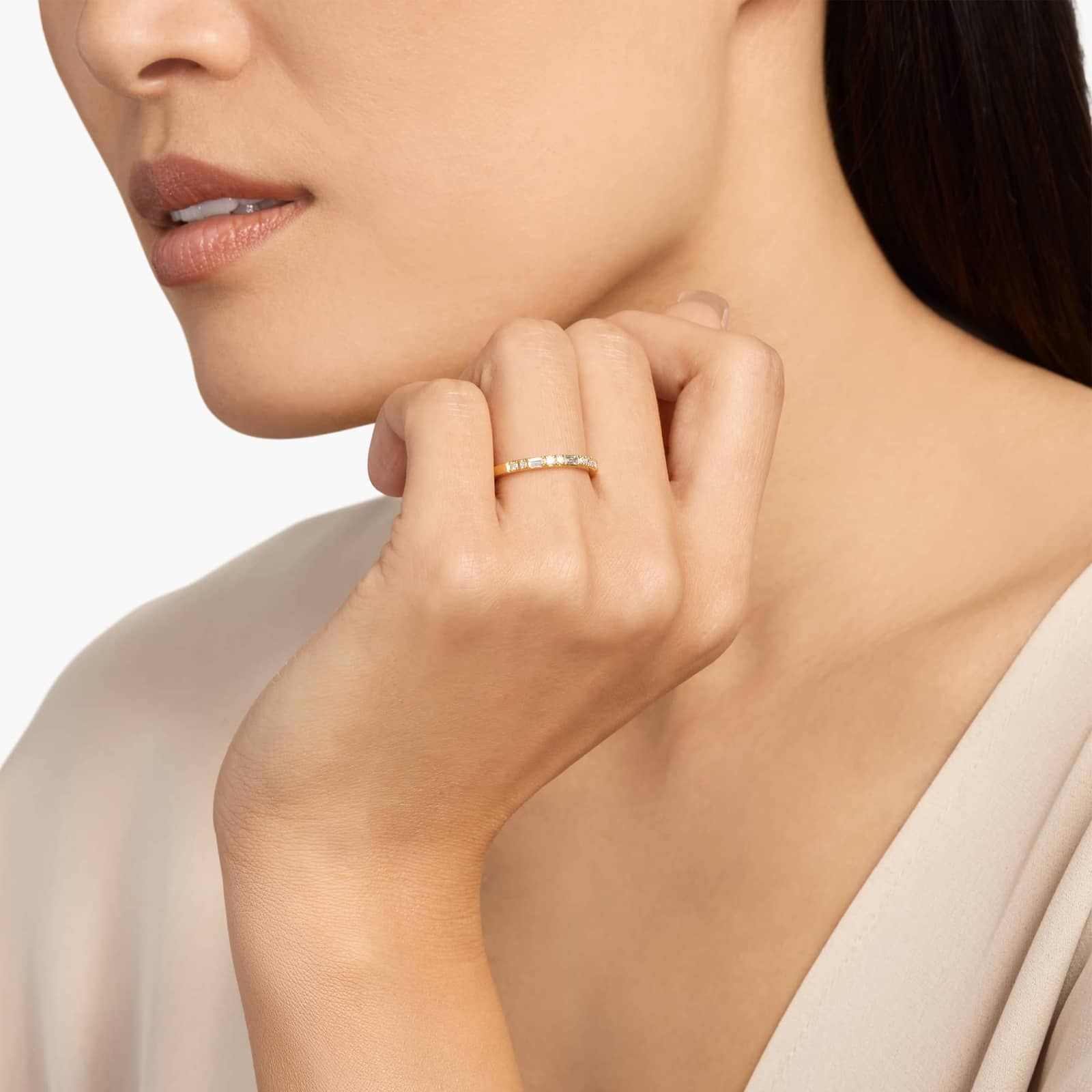 Dot Dash Diamond Ring in Yellow Gold / Rose Gold / White Gold