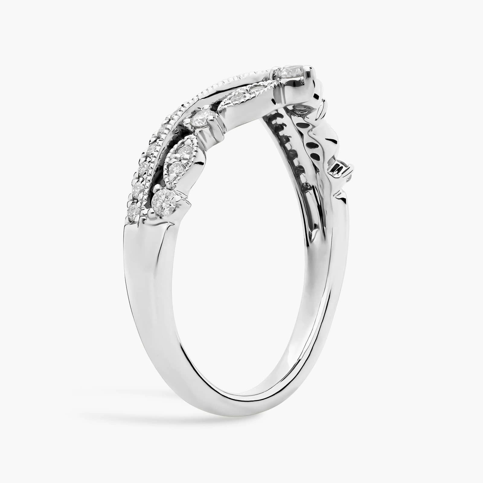 Regal Curved Diamond Ring in 10k/14k/18kGold (1/4 ct. tw.)