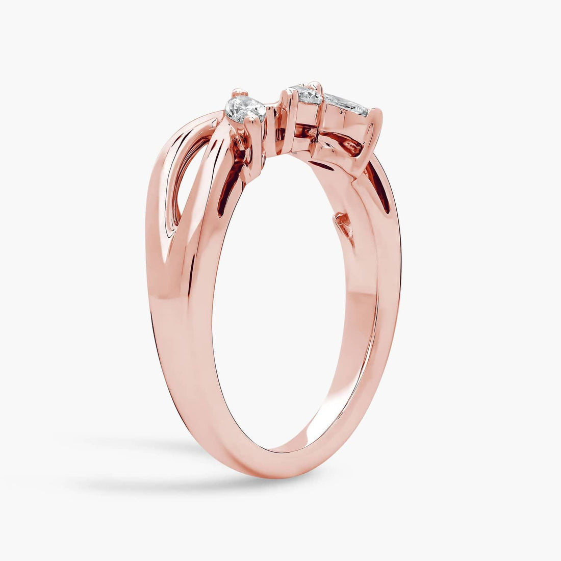 Romantic Twist Marquise Curved Diamond Ring in 10k/14k/18k Gold (1/4 ct. tw.)