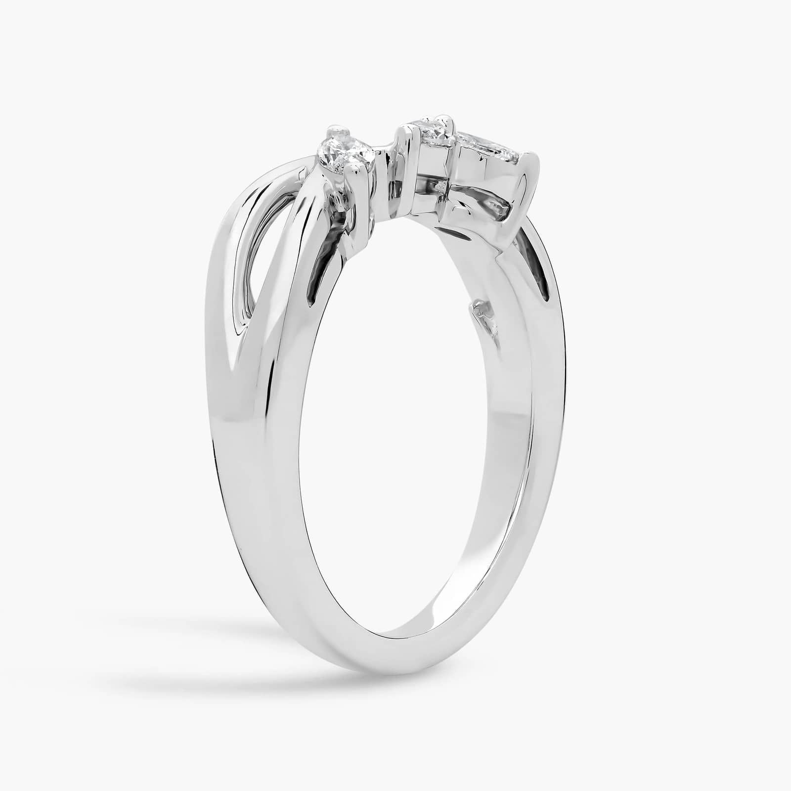 Romantic Twist Marquise Curved Diamond Ring in 10k/14k/18k Gold (1/4 ct. tw.)