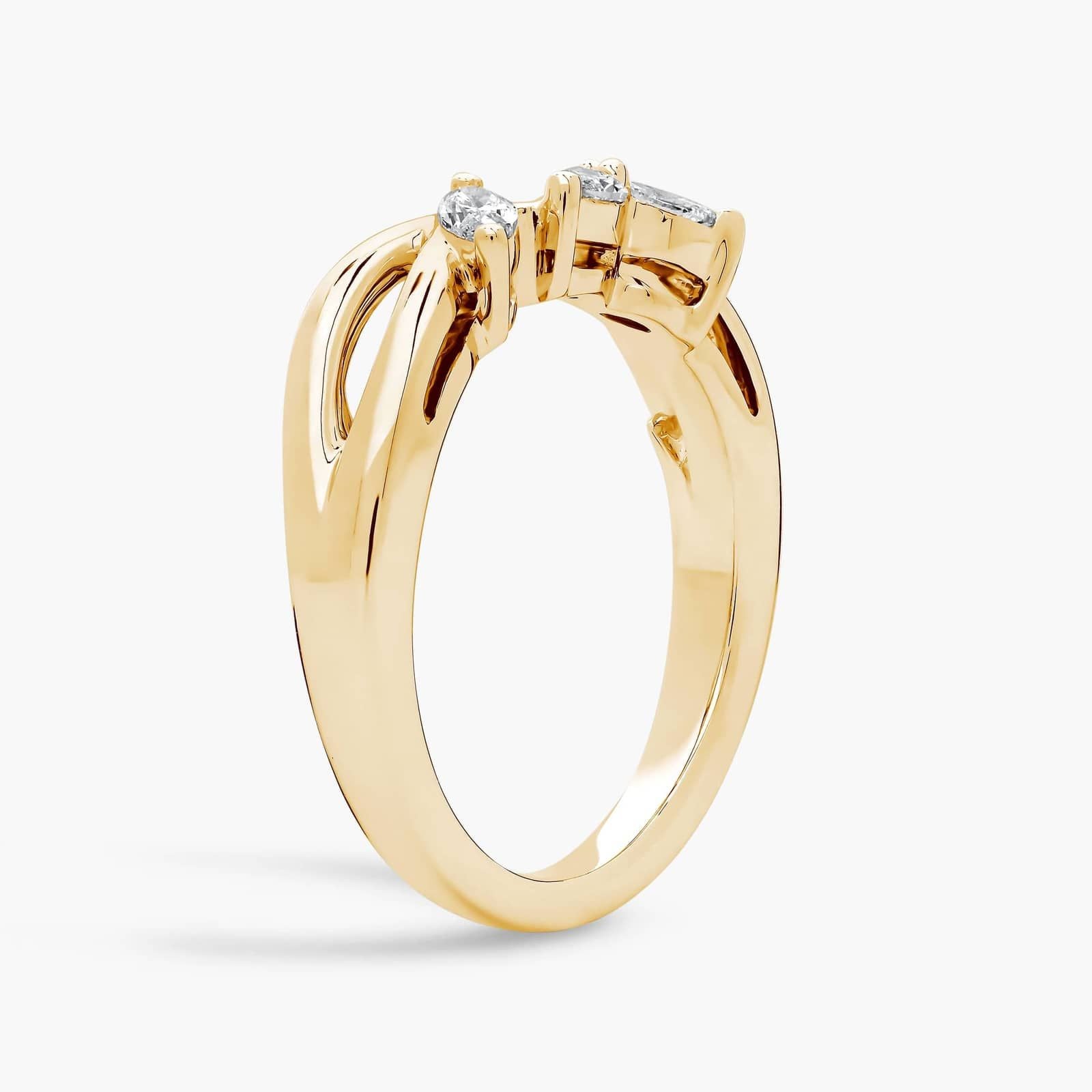 Romantic Twist Marquise Curved Diamond Ring in 10k/14k/18k Gold (1/4 ct. tw.)