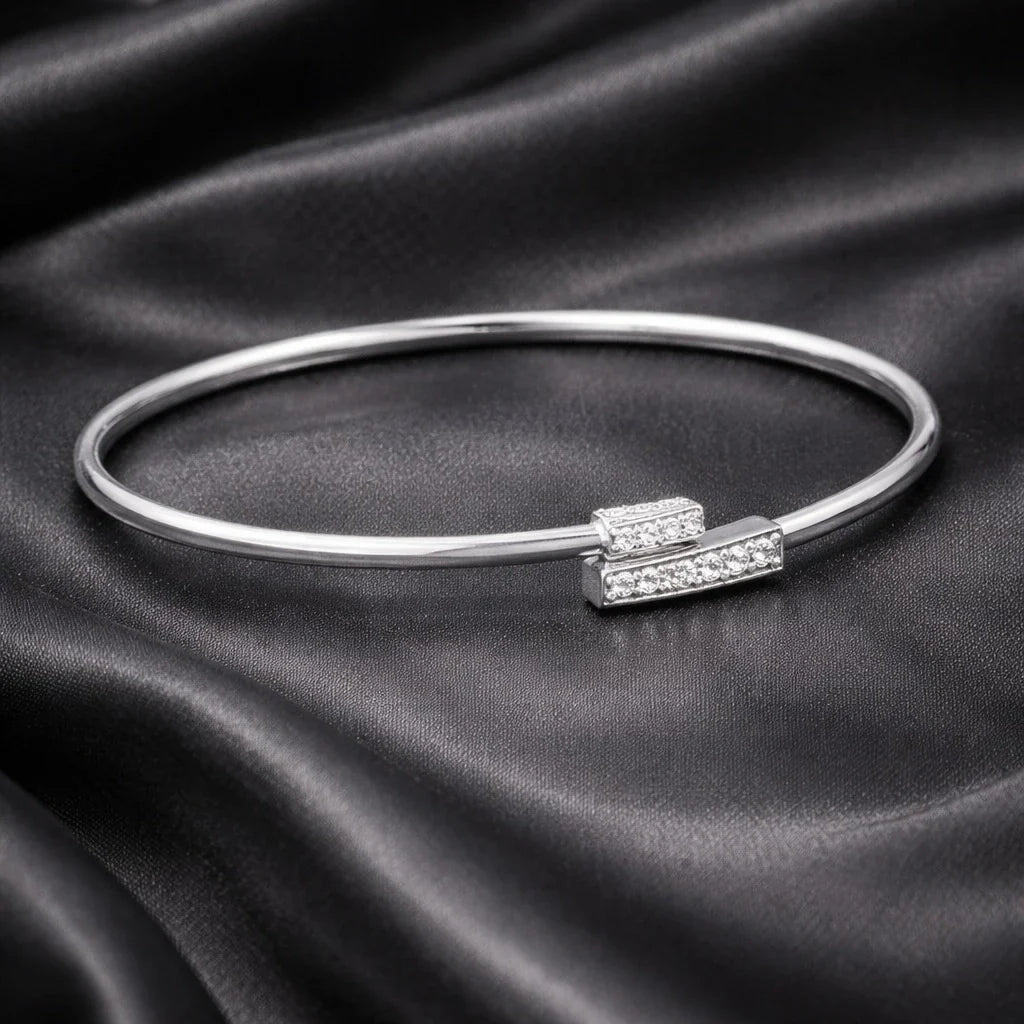 Elegant Twist Cuff Charm Bracelet With Pure 925 Silver