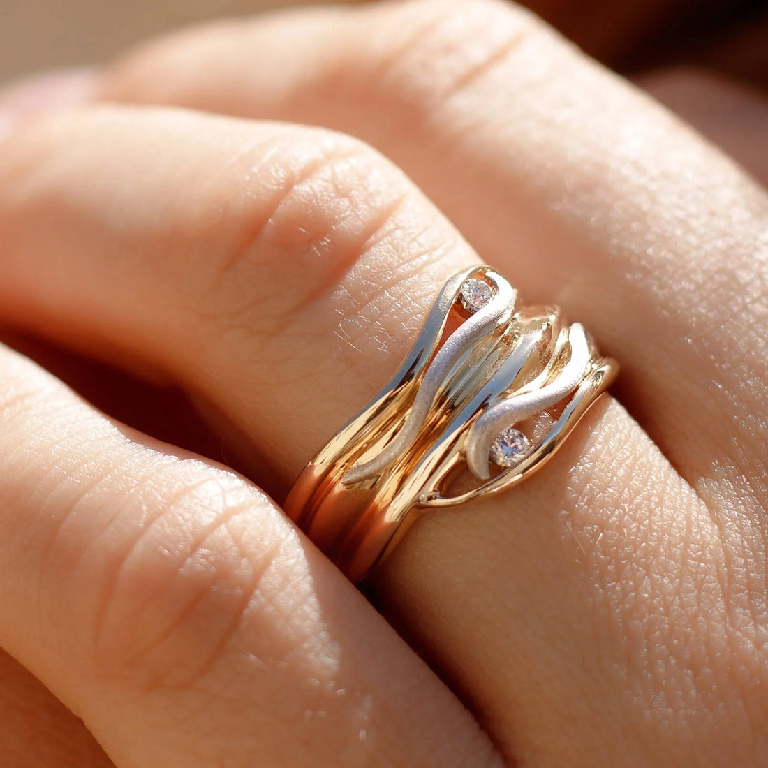 The Ondine Band Gold ring