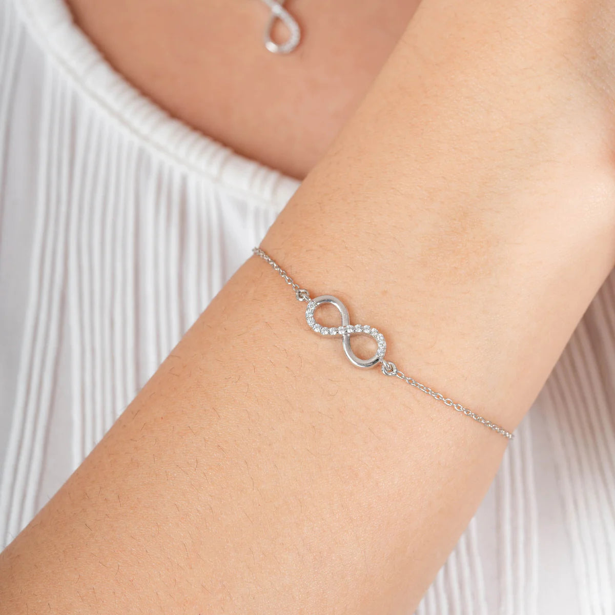 Infinity Sparkle Diamond Bracelet in 925 Sterling Silver