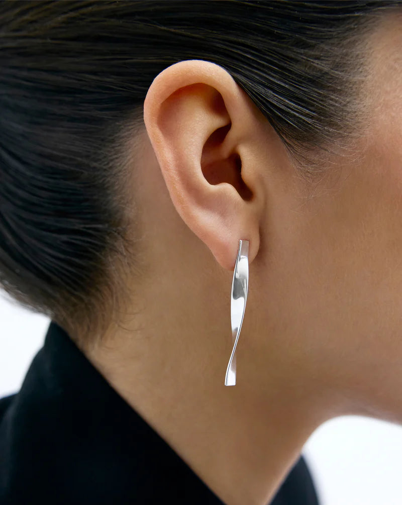 Twisted Ribbon Drop Earrings — White Gold
