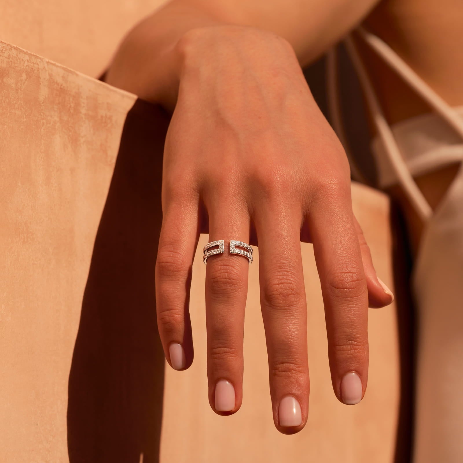 Harmony Loop Diamond Ring